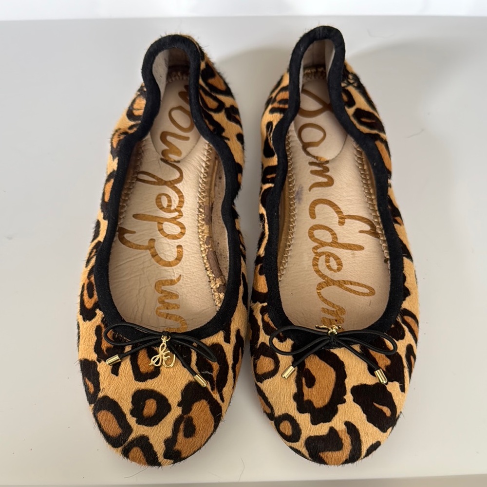 Sam Edelman Black and Tan Leopard Flats